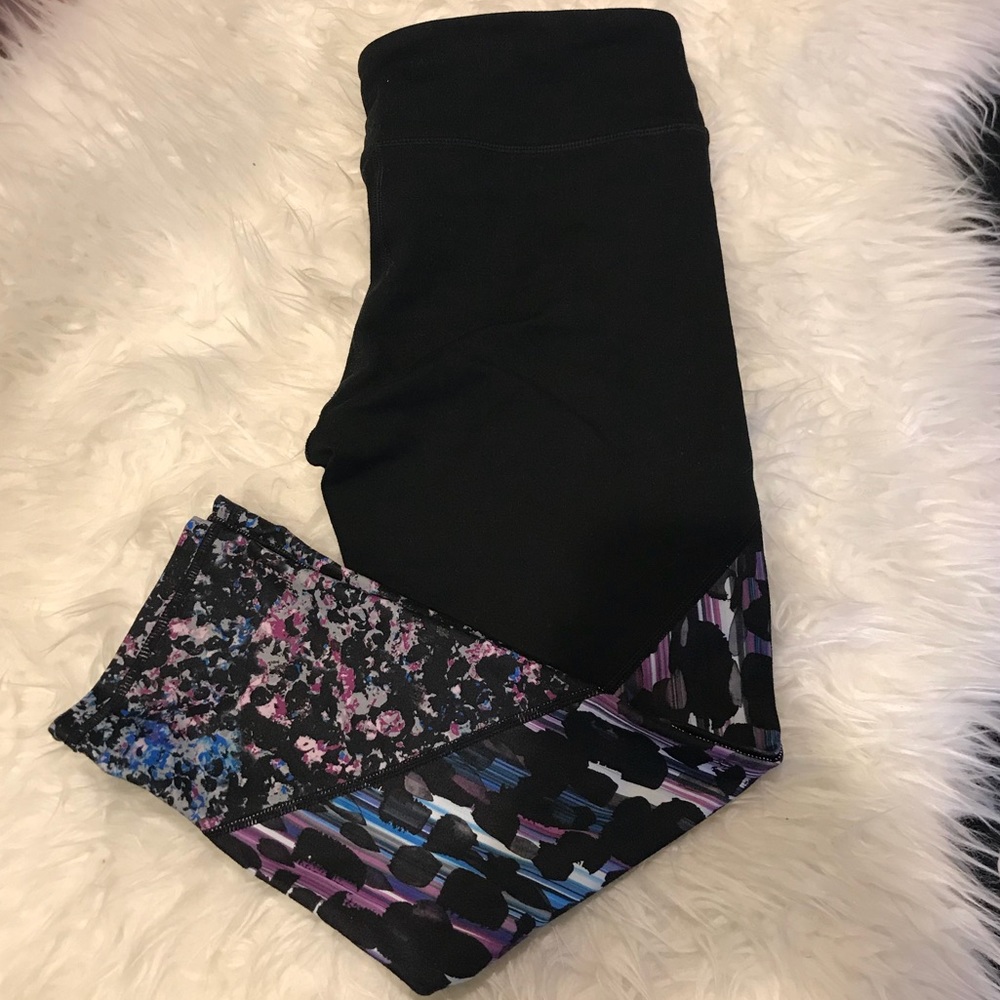 Fabletics cropped leggings